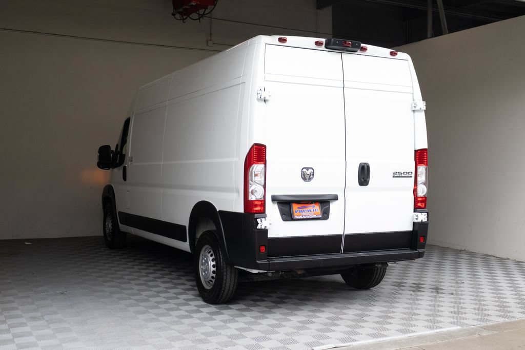 Used 2024 RAM ProMaster 2500 w/ Upfitter's Prep Package FWD image 13