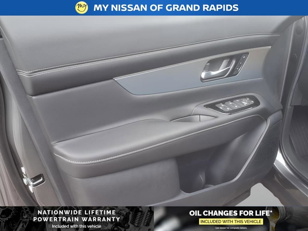 New 2025 Nissan Murano SL w/ Cargo Package image 5