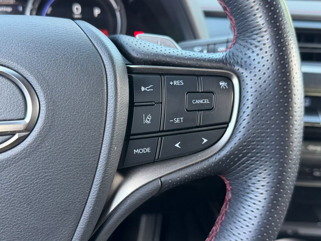 Used 2019 Lexus UX 250h F Sport w/ F Sport Premium Package AWD/4WD image 17