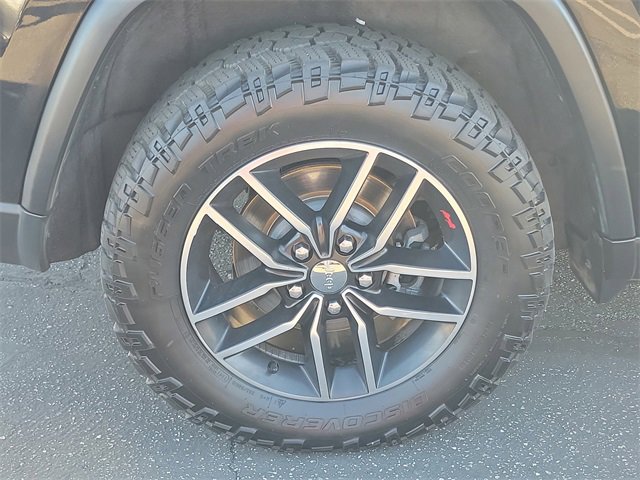 Certified 2018 Jeep Grand Cherokee Trailhawk image 6