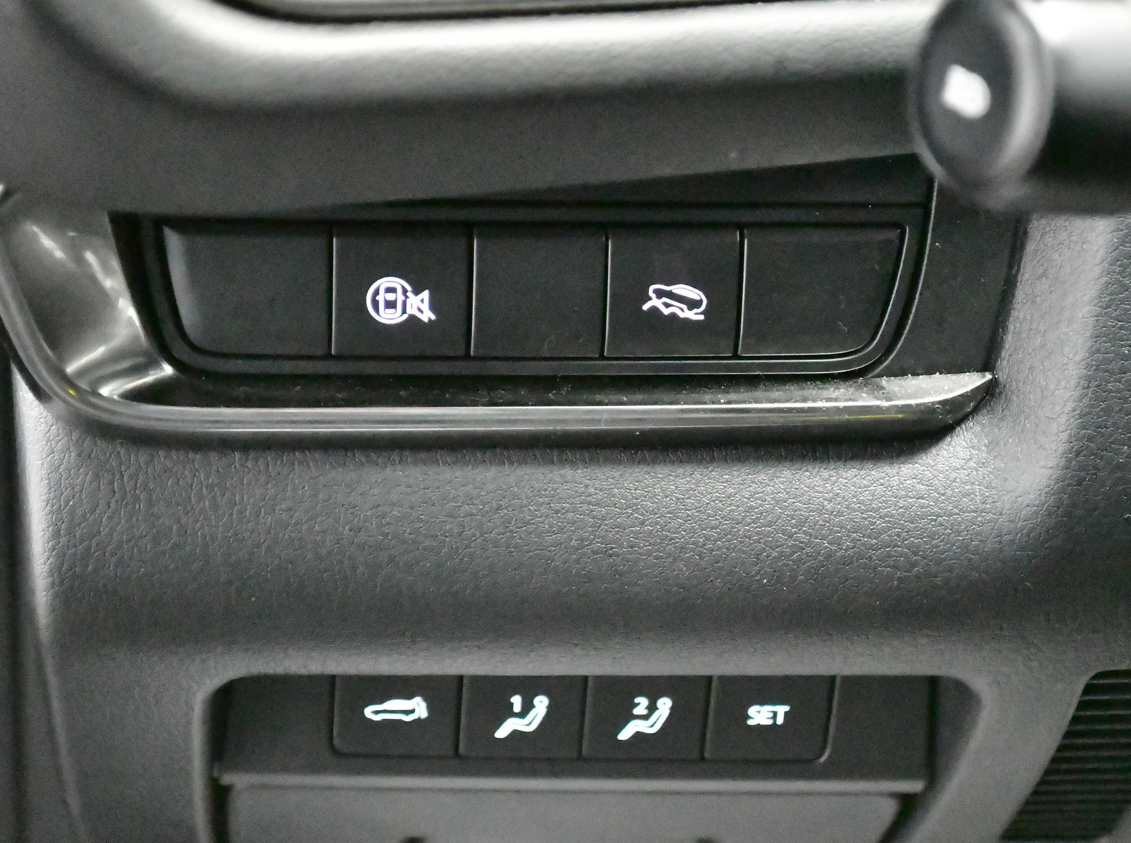 Used 2024 MAZDA CX-30 AWD 2.5 S w/ Premium Package image 25