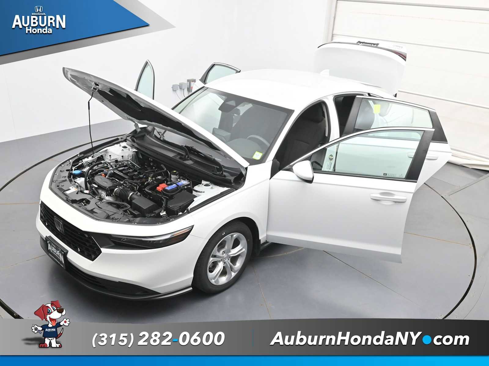 Used 2023 Honda Accord LX image 40