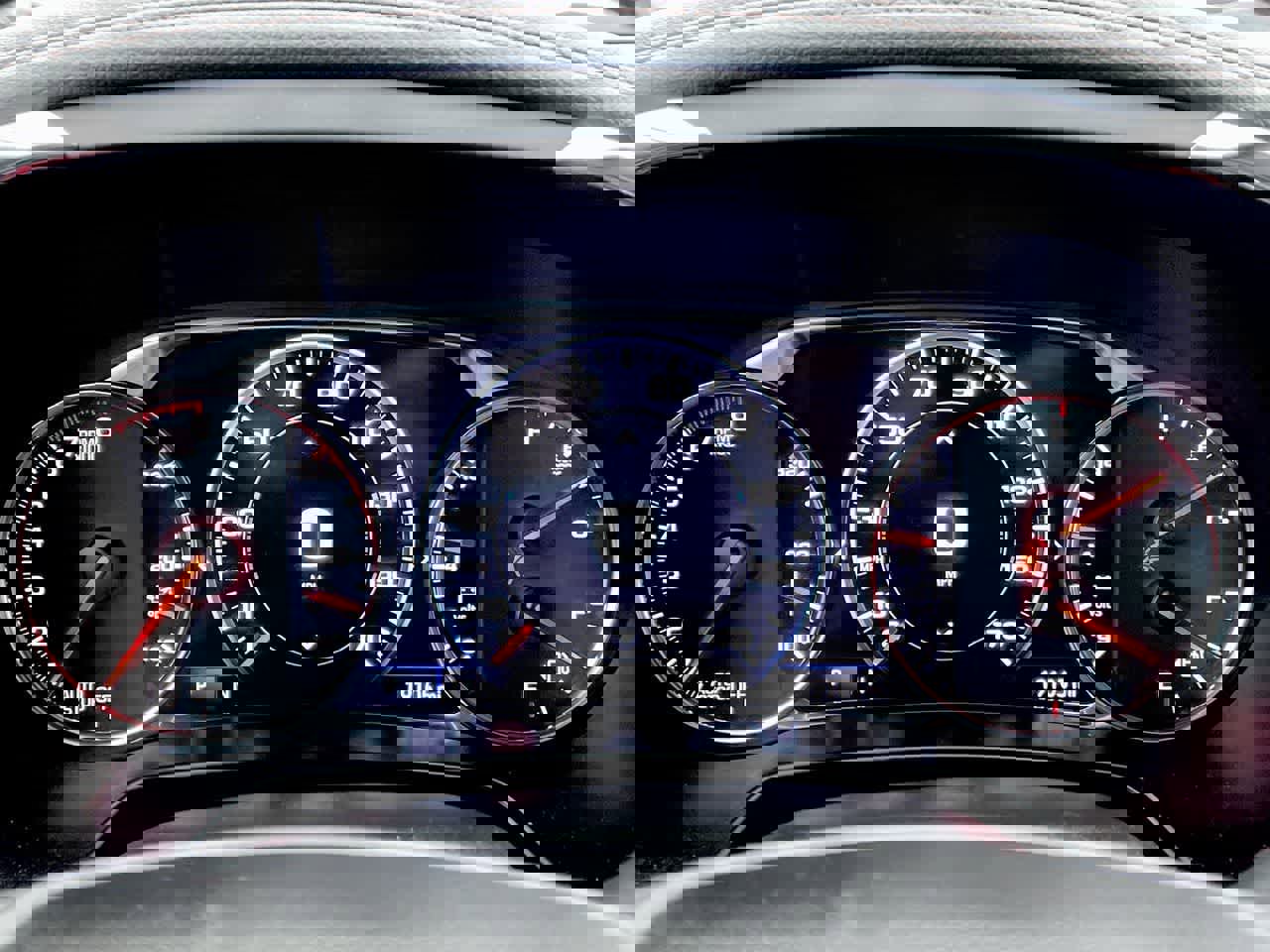 Used 2023 Chevrolet Blazer Premier image 29