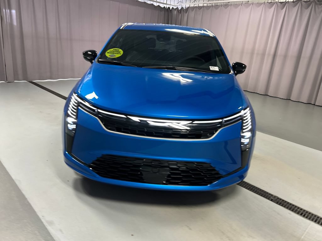 New 2027 Chrysler Pacifica Select FWD image 2