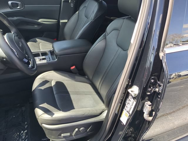 Used 2025 Kia Sorento S AWD/4WD image 21