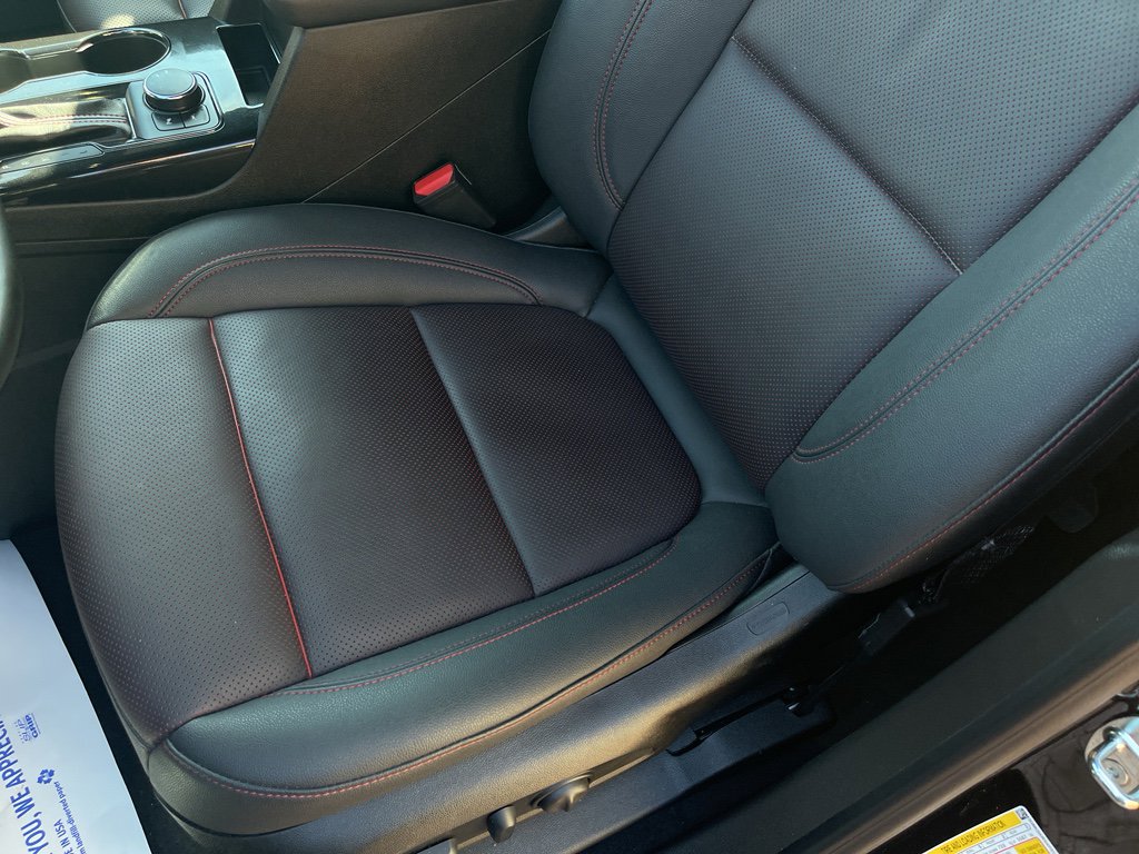 Used 2023 Chevrolet Blazer RS w/ Driver Confidence II Package AWD/4WD image 17