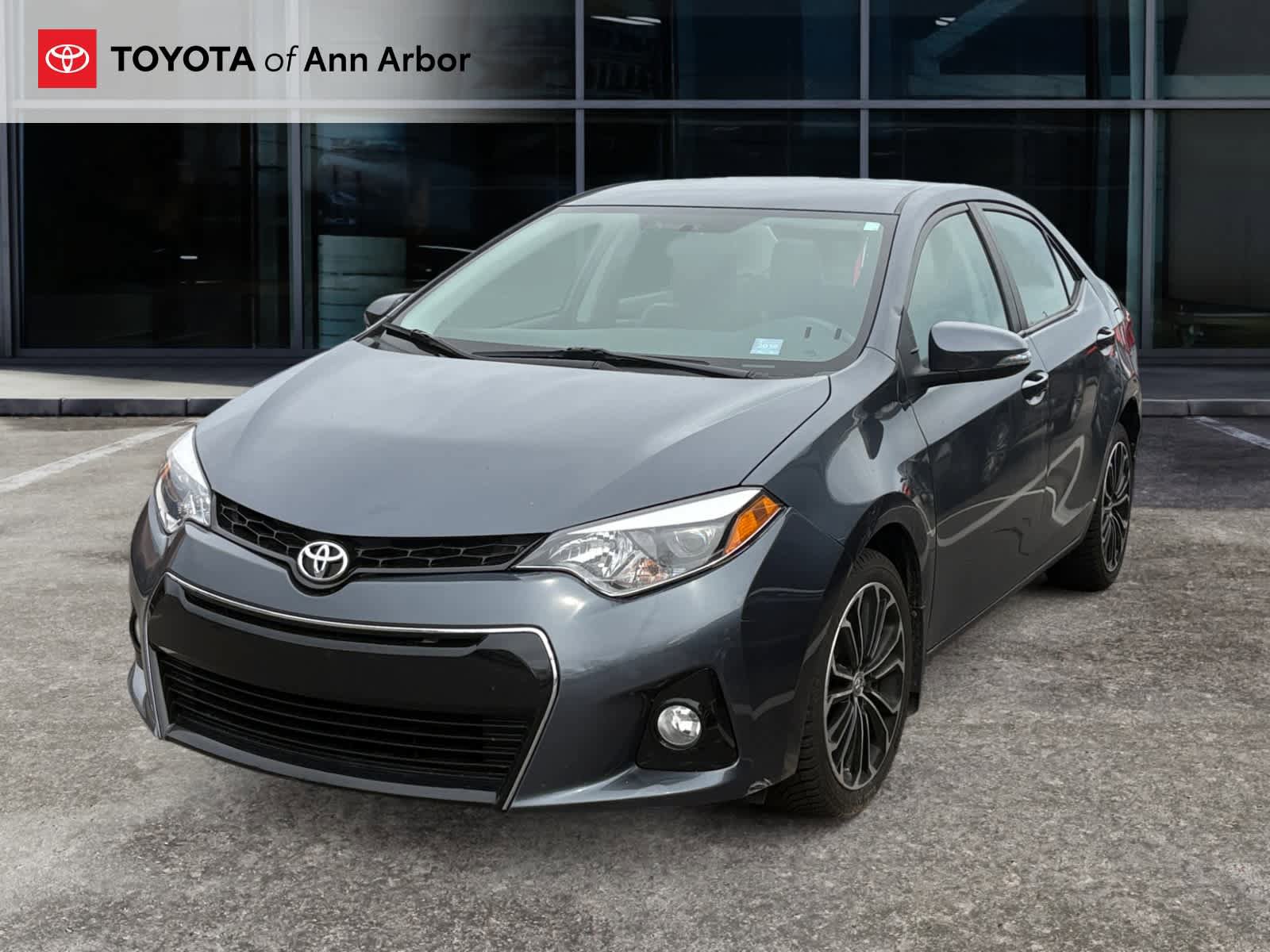 Used 2014 Toyota Corolla S image 2