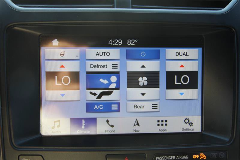 Used 2019 Ford Explorer XLT w/ Equipment Group 202A AWD/4WD image 30