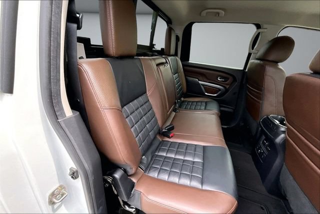 Used 2017 Nissan Titan Platinum Reserve AWD/4WD image 26