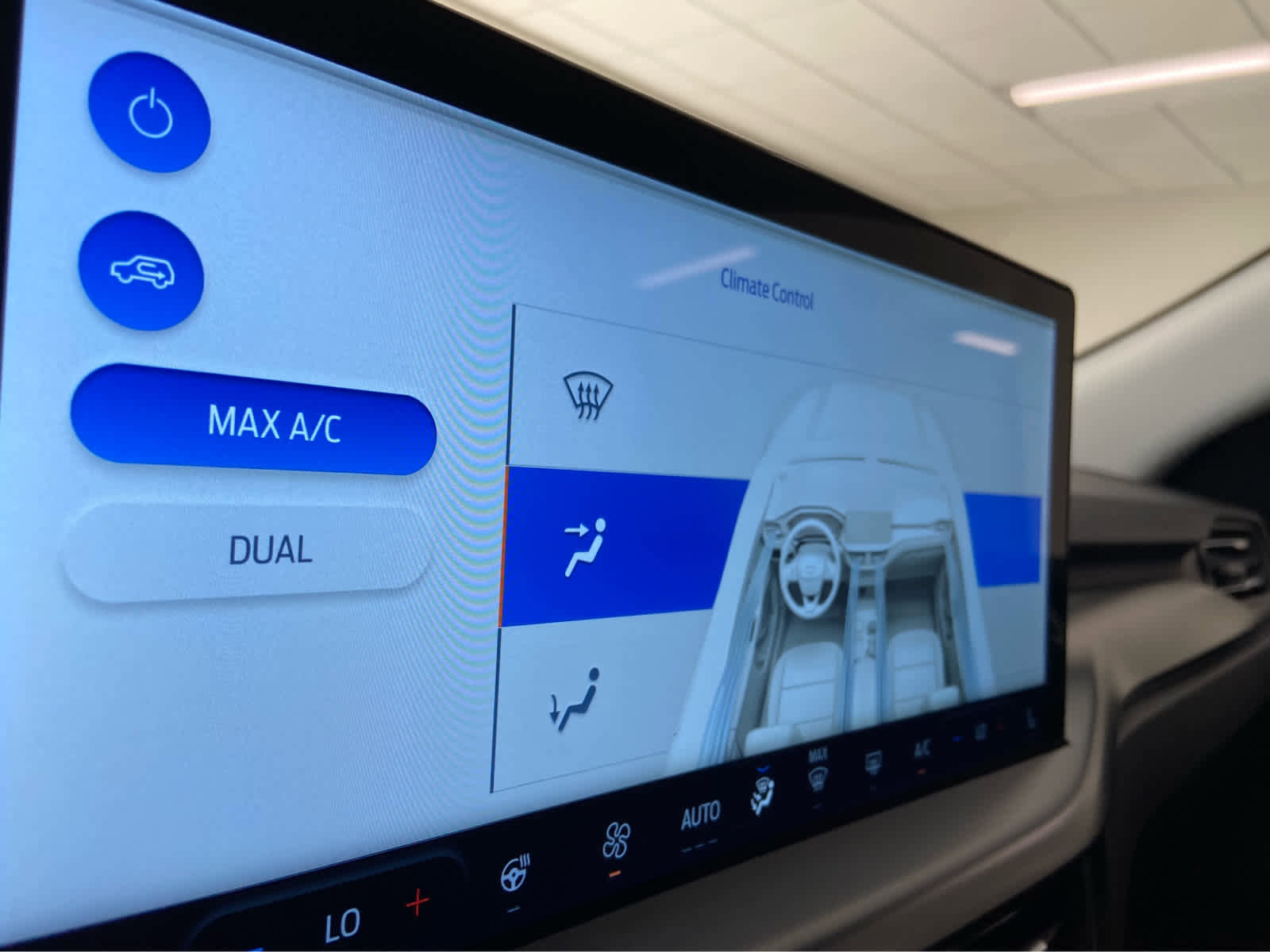 New 2026 Ford Escape SE image 31