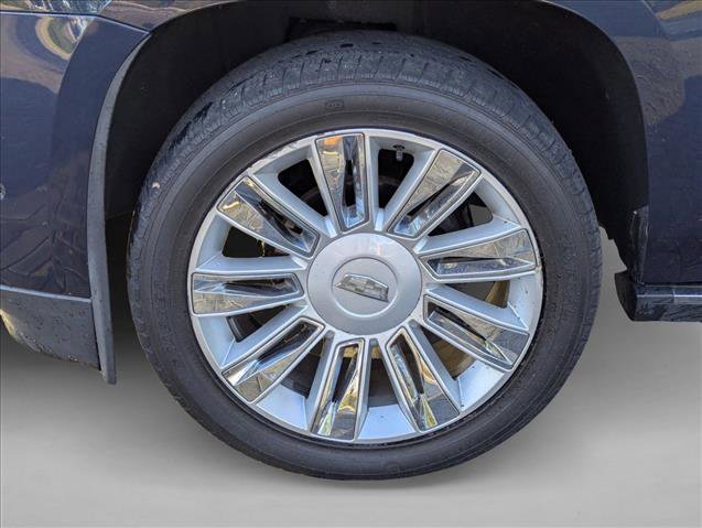 Used 2019 Cadillac Escalade Platinum AWD/4WD image 6