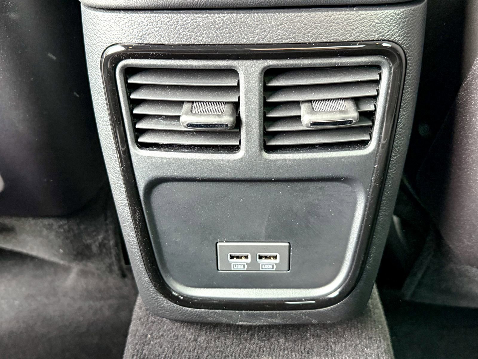 Used 2022 Chrysler 300 S image 18