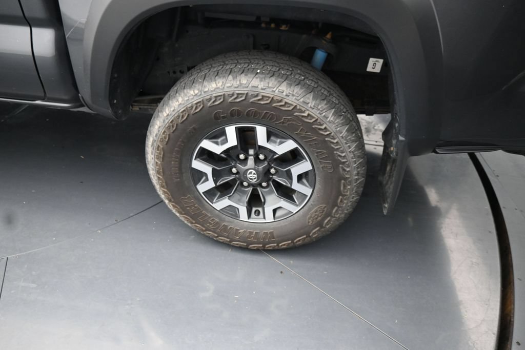 Used 2023 Toyota Tacoma TRD Off-Road AWD/4WD image 14