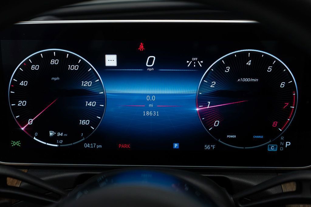 Used 2023 Mercedes-Benz C 300 C 300 4MATIC Sedan w/ Pinnacle Trim Package image 17