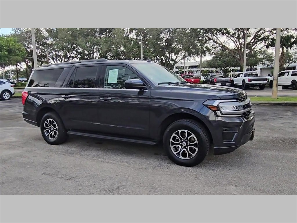 Used 2024 Ford Expedition Max XLT image 42