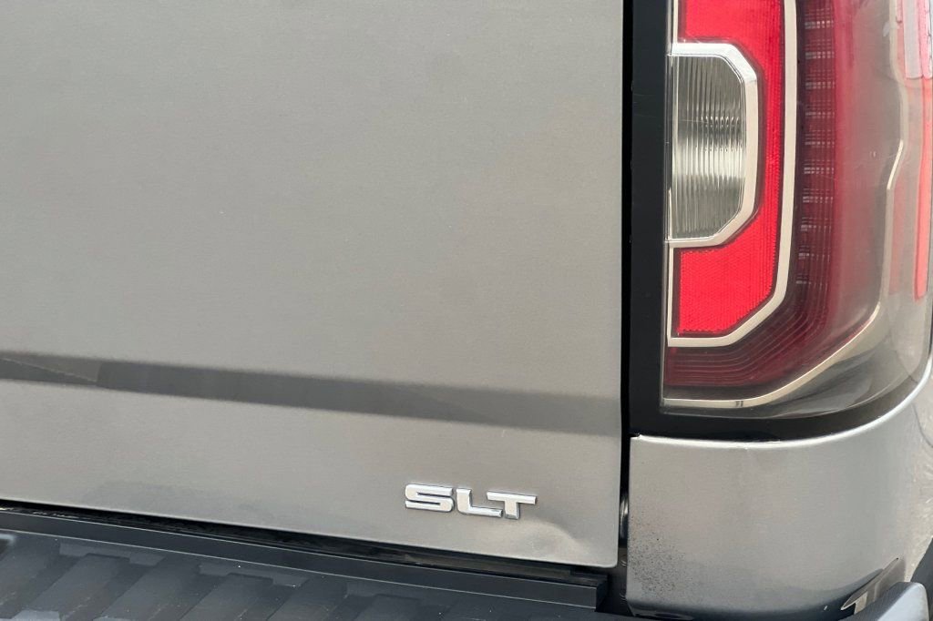 Used 2017 GMC Sierra 1500 SLT w/ Suspension Package, Off-Road image 22