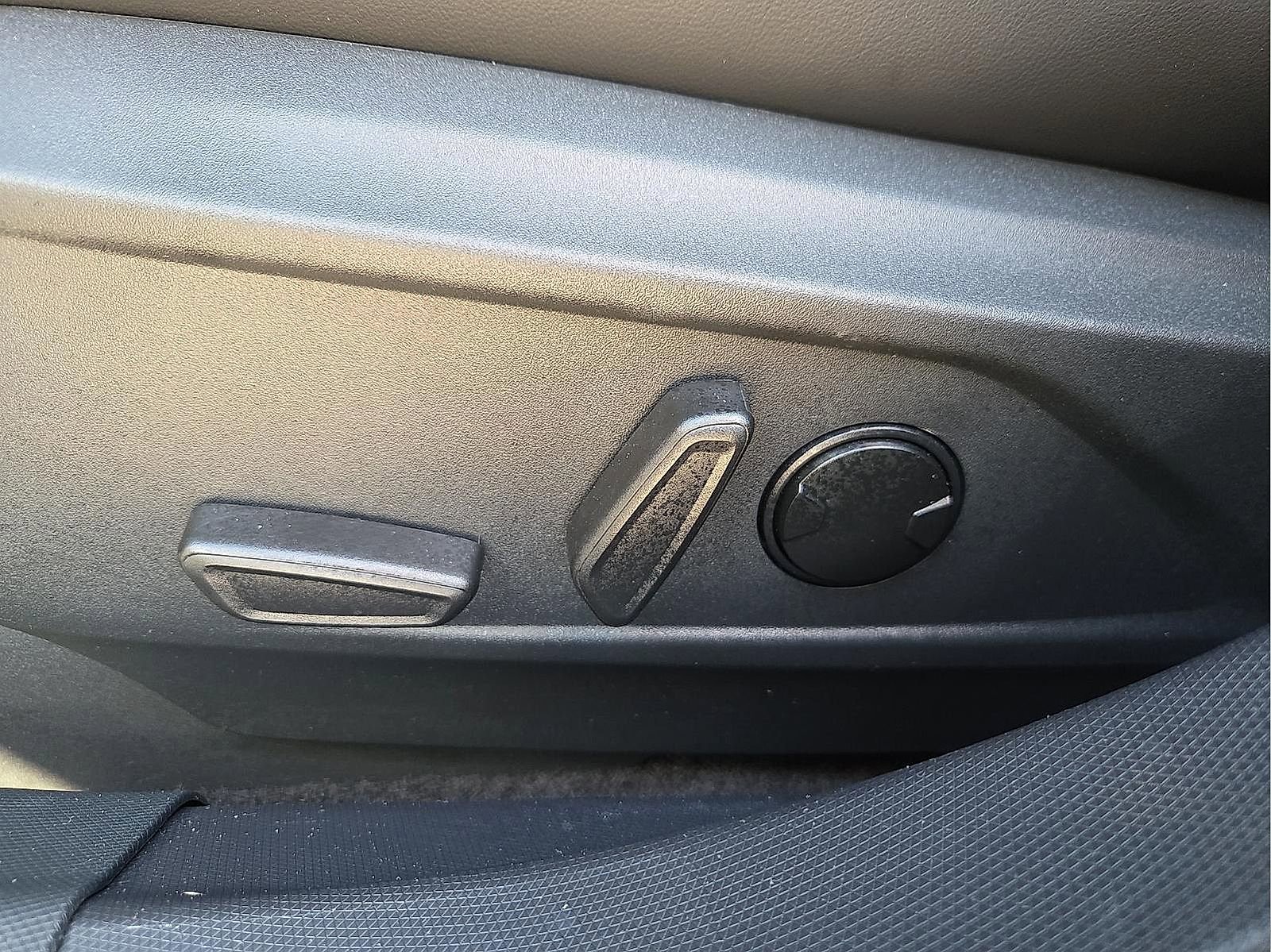 Used 2025 Ford Mustang Mach-E Select RWD image 14
