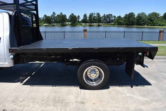 Used 2020 RAM 5500 Tradesman w/ Chrome Appearance Group AWD/4WD image 8