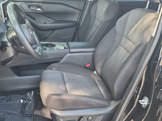 Used 2024 Nissan Rogue SV FWD image 15