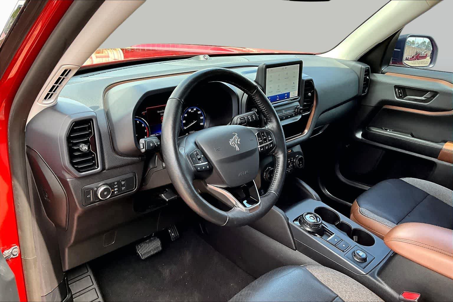 Used 2022 Ford Bronco Sport Outer Banks w/ Tech Package AWD/4WD image 19