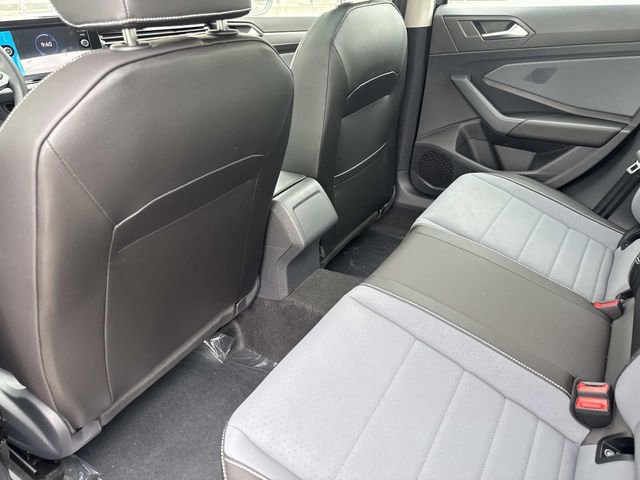 New 2026 Volkswagen Jetta SE FWD image 10