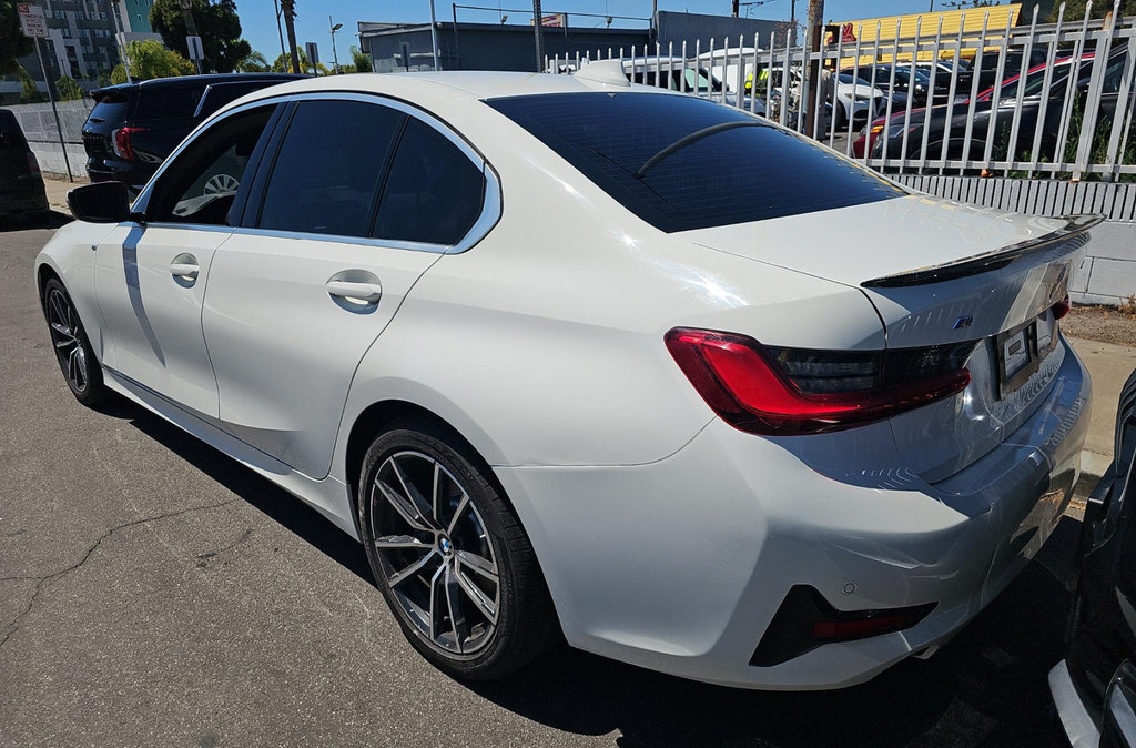 Used 2020 BMW 330i Sedan RWD image 4