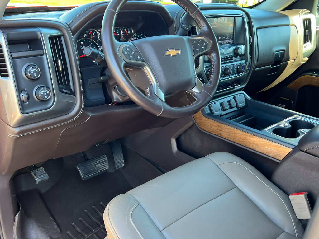 Used 2018 Chevrolet Silverado 1500 LTZ w/ Sport Package AWD/4WD image 24