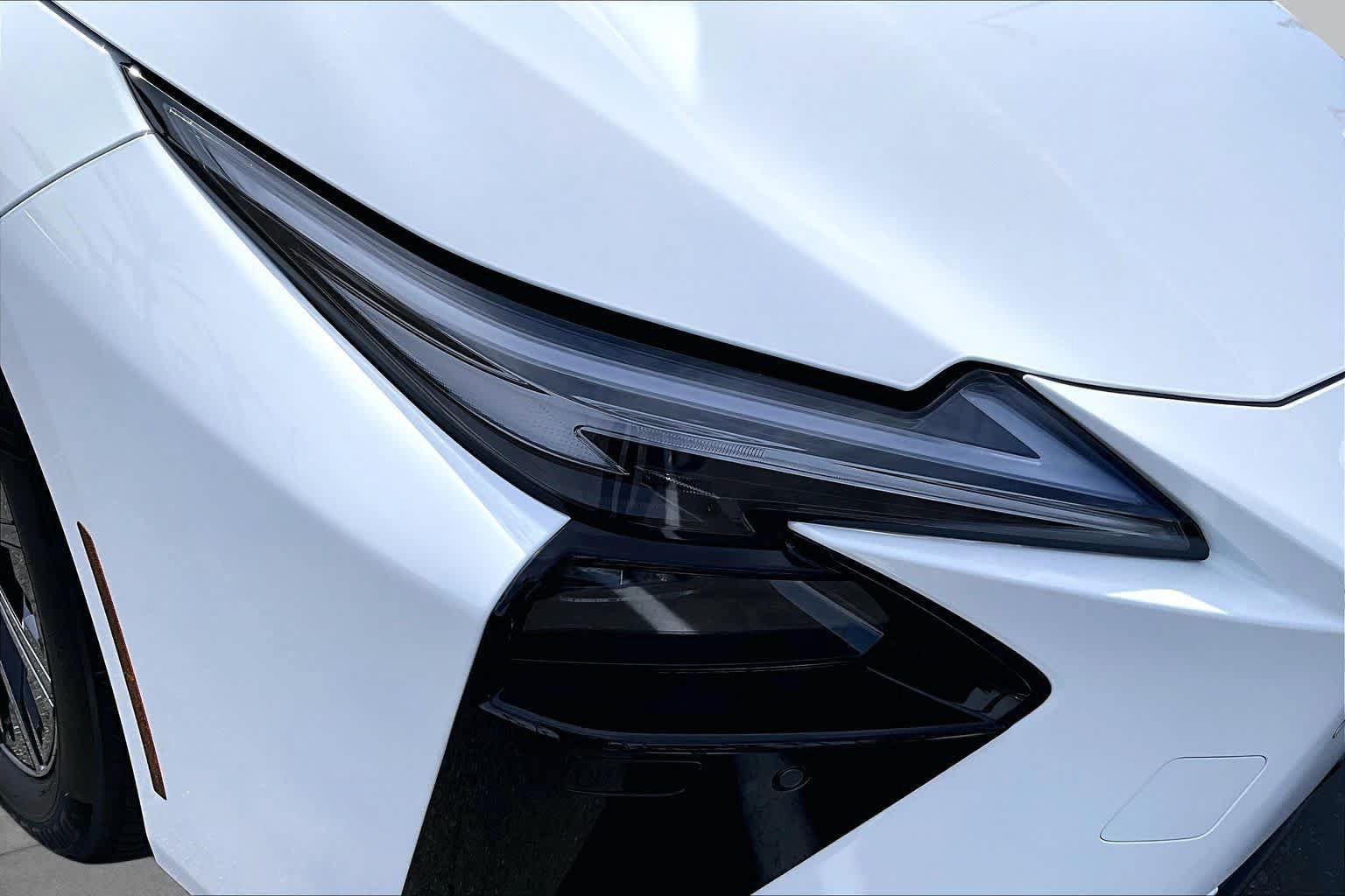 New 2026 Lexus ES 350e FWD image 21