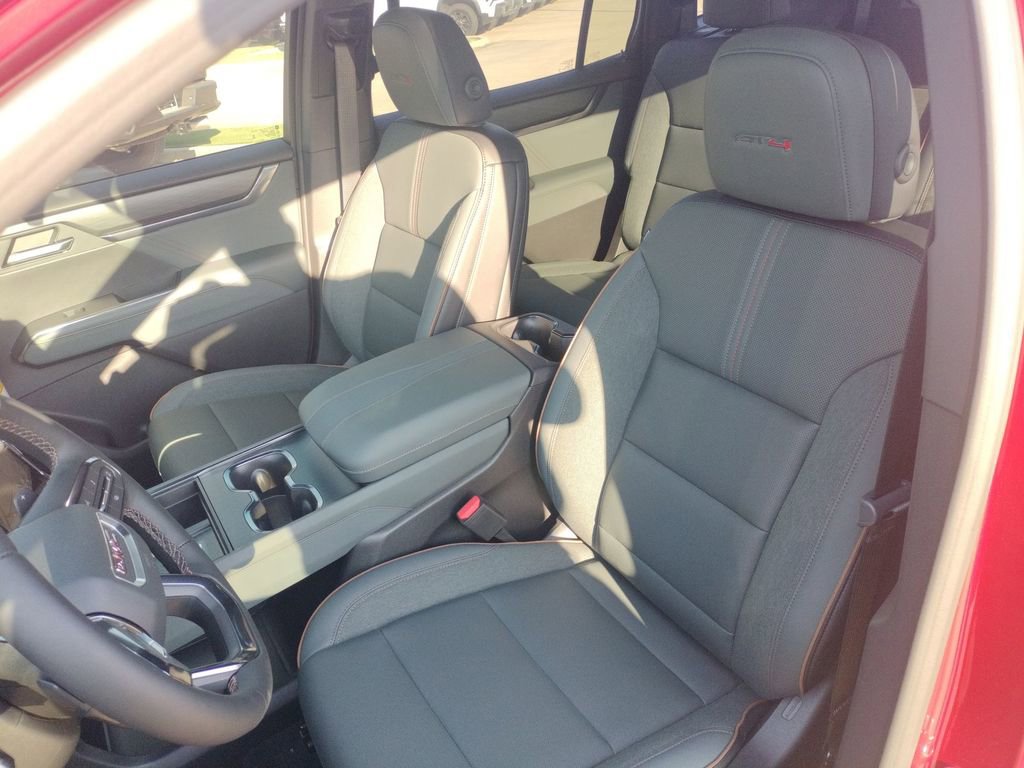 New 2026 GMC Acadia AT4 w/ LPO, Floor Liner Package image 21