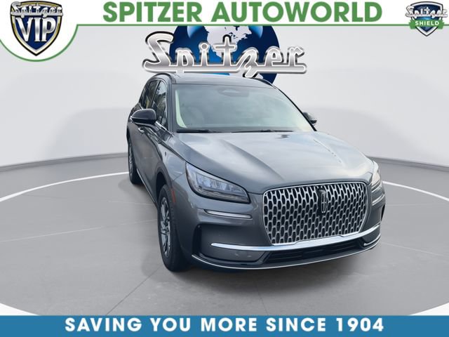 Used 2025 Lincoln Corsair AWD w/ Equipment Group 101A image 3