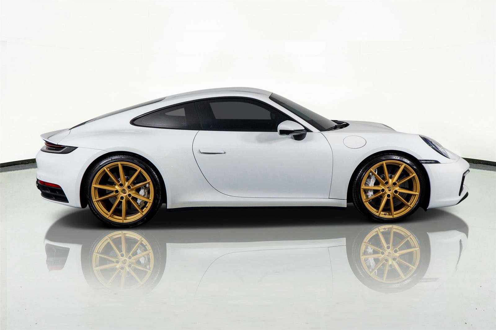Used 2021 Porsche 911 Carrera S RWD image 6