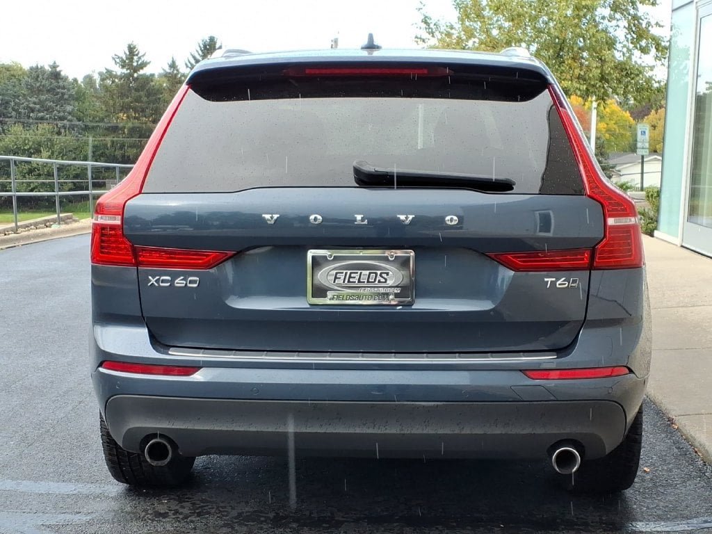 Used 2018 Volvo XC60 T6 Momentum w/ Convenience Package AWD/4WD image 4
