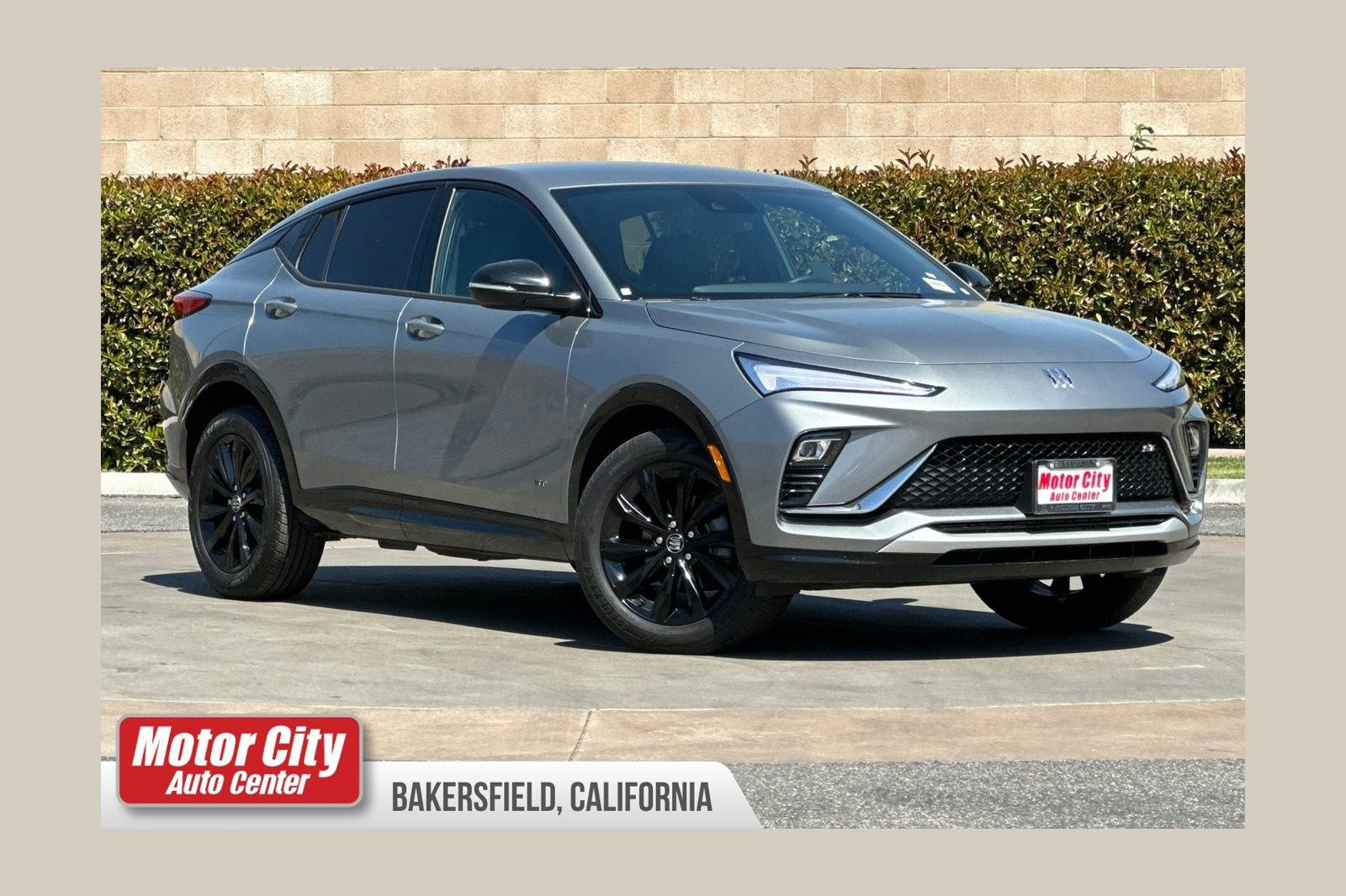 Certified 2025 Buick Envista Sport Touring image 1