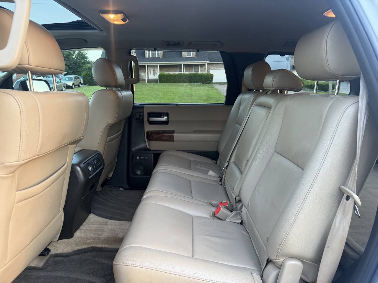 Used 2011 Toyota Sequoia Limited RWD image 20
