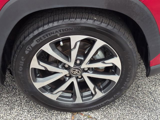 Used 2023 Toyota Corolla Cross XLE w/ Convenience Package FWD image 28