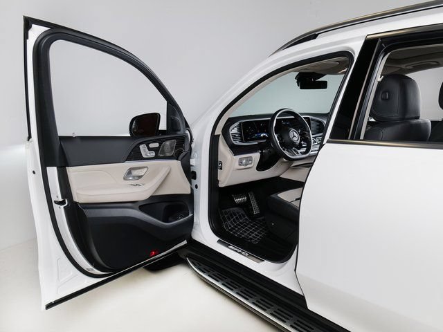 Used 2025 Mercedes-Benz GLE 53 AMG 4MATIC image 28