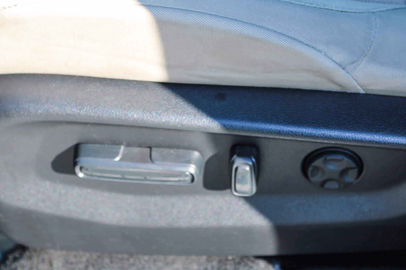 Used 2019 Honda CR-V EX image 21