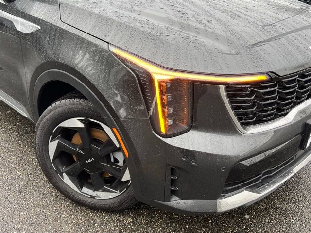 Used 2025 Kia Sorento EX image 2