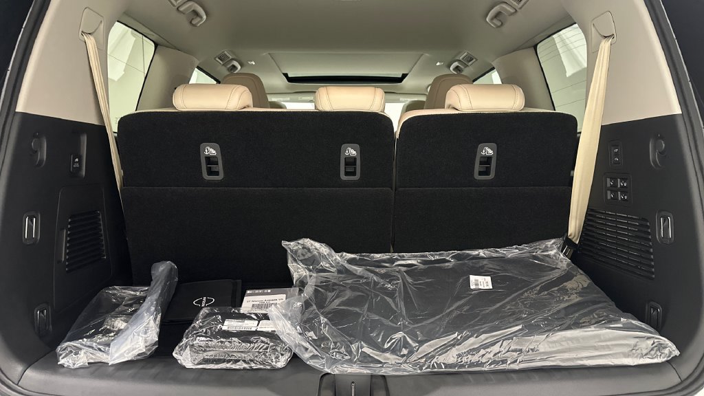 New 2027 Nissan Armada Platinum Reserve AWD/4WD image 13
