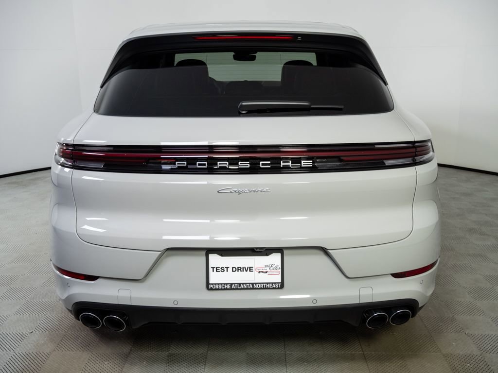 New 2026 Porsche Cayenne image 31