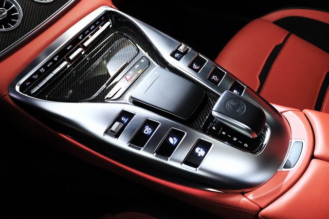 Used 2022 Mercedes-Benz AMG GT 43 image 28