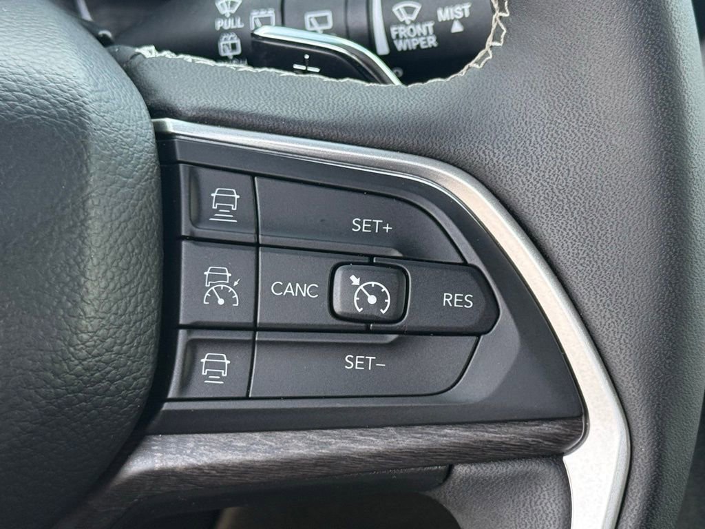 Certified 2024 Jeep Grand Cherokee Limited image 26