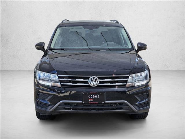 Used 2021 Volkswagen Tiguan SE w/ Panoramic Sunroof Package FWD image 2
