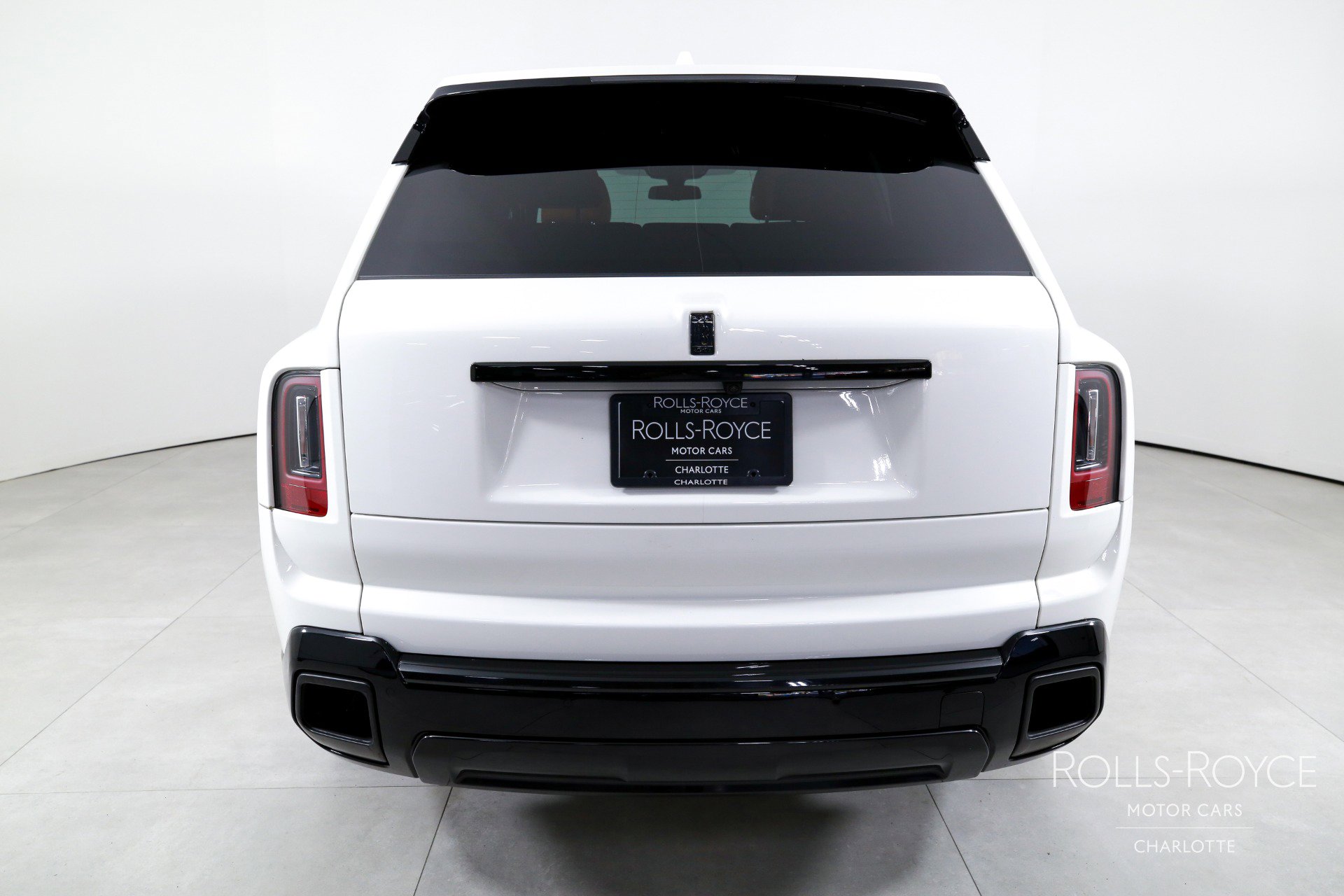 Certified 2025 Rolls-Royce Cullinan image 9