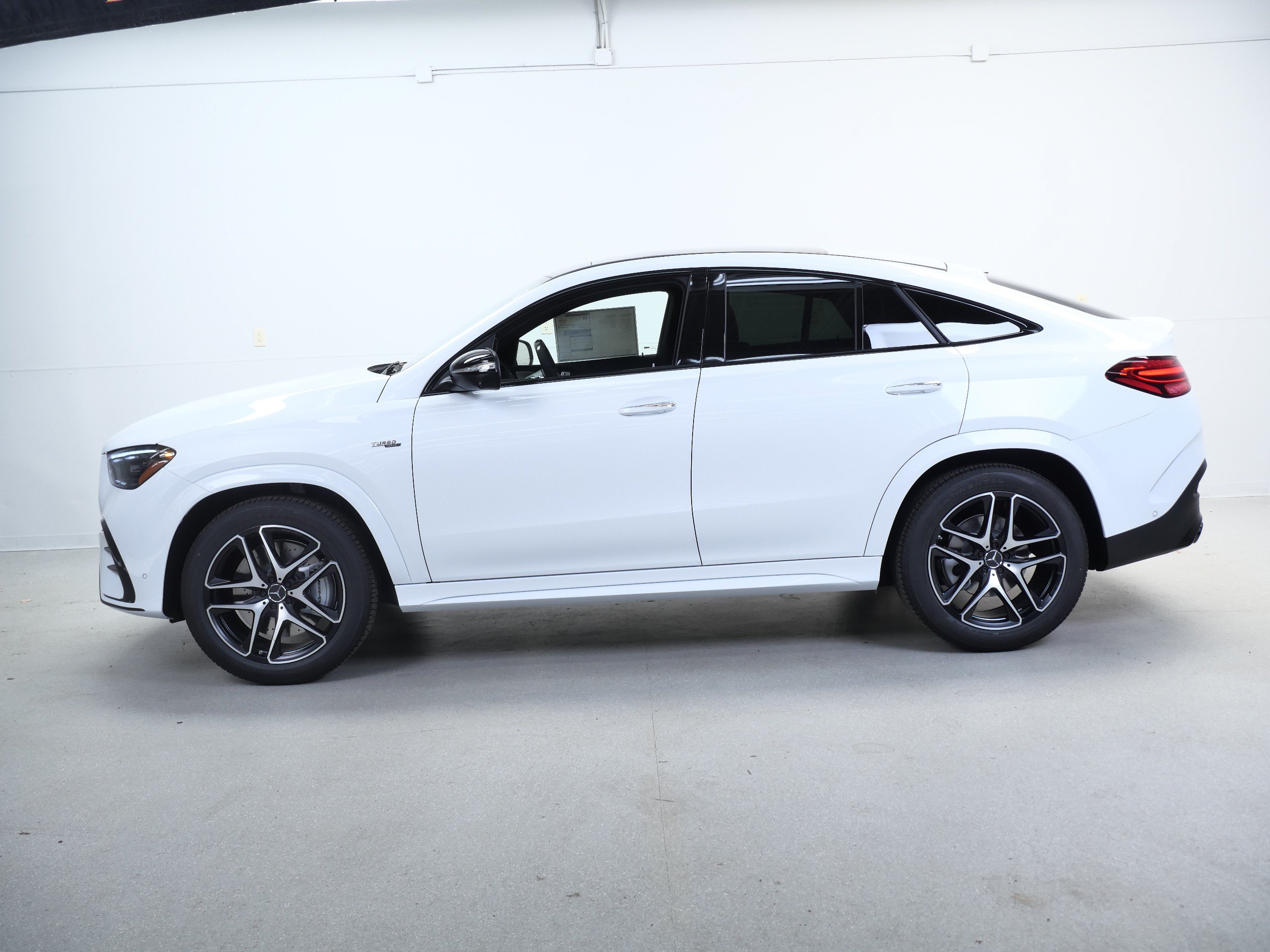 New 2026 Mercedes-Benz GLE 53 AMG 4MATIC Coupe image 5