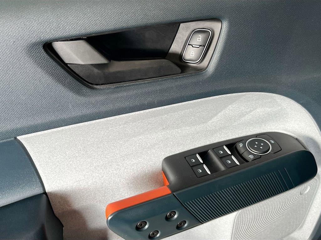 Used 2023 Ford Maverick XLT w/ Equipment Group 300A Standard image 18