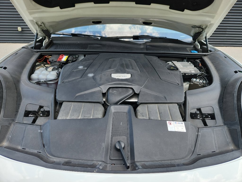Certified 2020 Porsche Cayenne AWD/4WD image 43