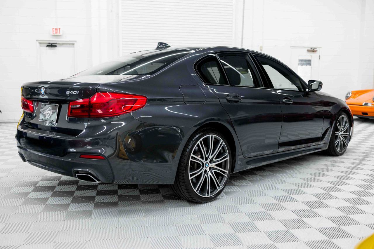 Used 2019 BMW 540i w/ M Sport Package RWD image 7