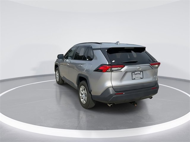 Used 2021 Toyota RAV4 LE image 5