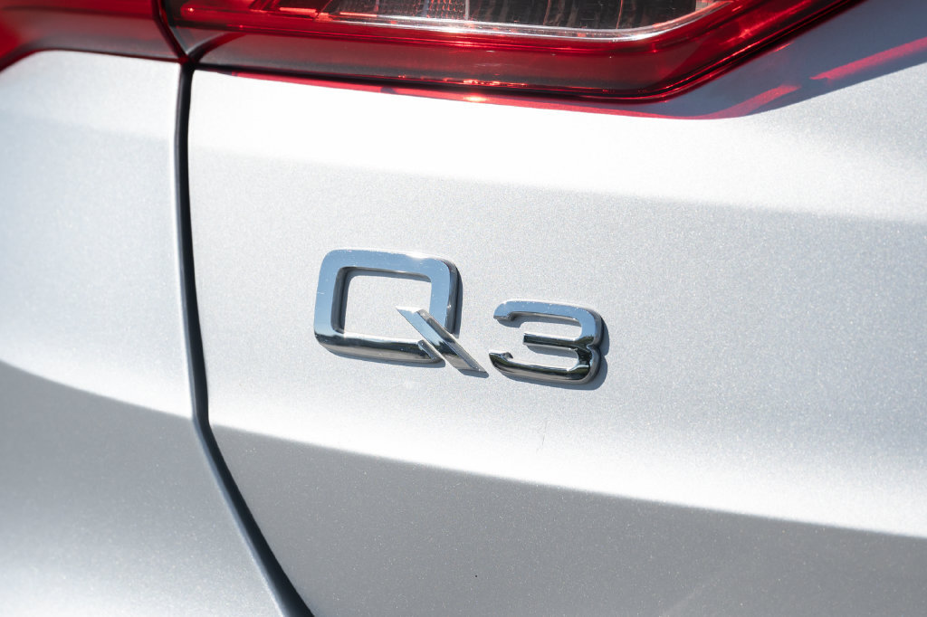 Used 2021 Audi Q3 2.0T Premium AWD/4WD image 11